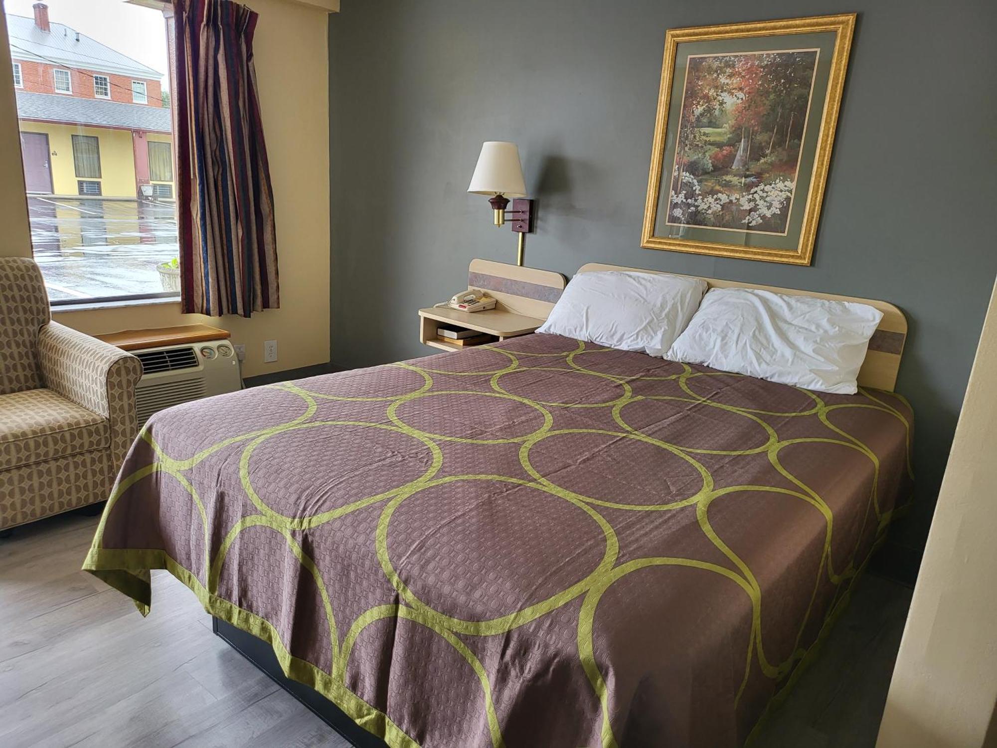 Budget Host Inn Bristol Esterno foto