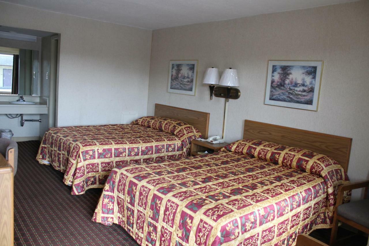 Budget Host Inn Bristol Esterno foto